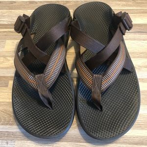 CHACO SANDALS